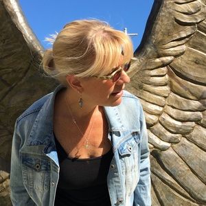 Meet your Posher, Margarett